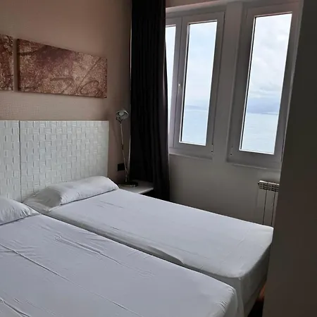 Otel Miramar Lastres